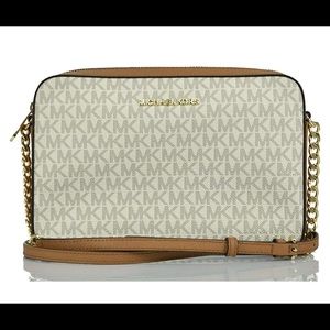 Michael Kors crossbody purse